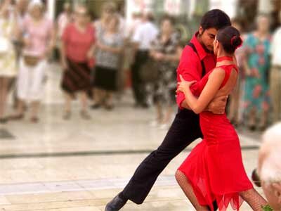 Два типа испанского танца